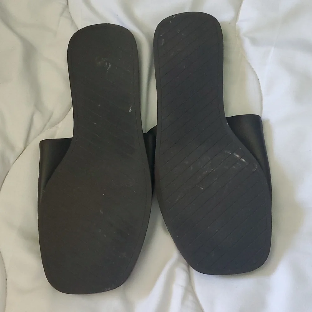 Steve Madden Dark Slide Sandals - Picture 4 of 5